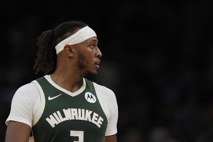 星空体育官网-雄鹿主场迎战雷霆 迈尔斯·特纳&amp;小凯文·波特因伤缺席比赛