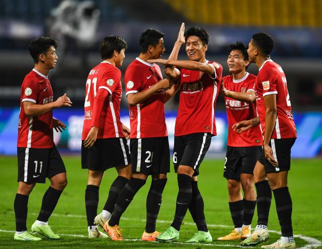 星空体育官网-成都时隔11年重回中超主场 萨尔达尼亚终破进球荒